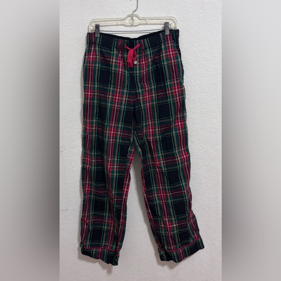 J. Crew Long-sleeve cotton poplin pajama set in black Stewart tartan - Picture 4 of 10